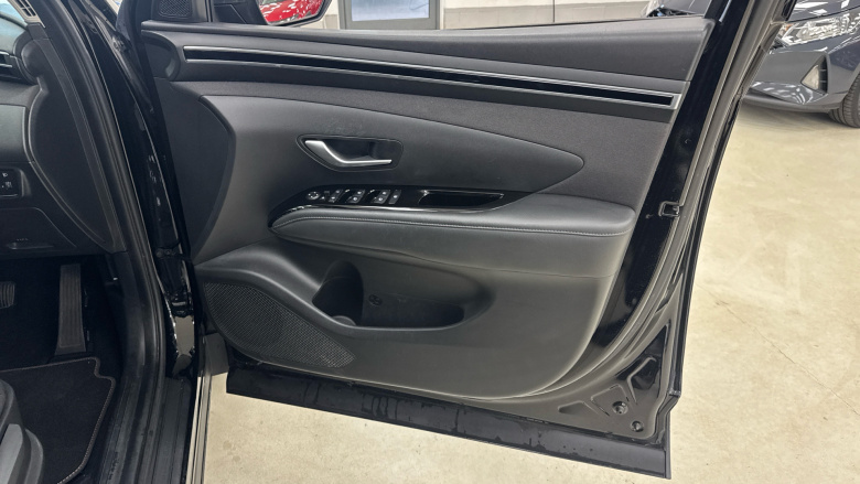 Hyundai TUCSON 1.6 TGDi 48V MHD SE Connect 5dr 2WD DCT Petrol Estate